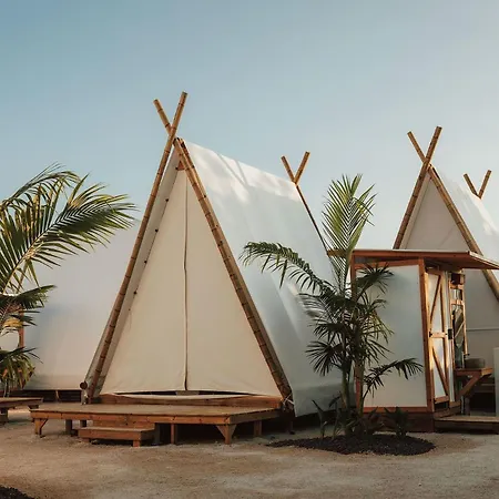 Kampaoh Kikopark Playa Luxury tent *